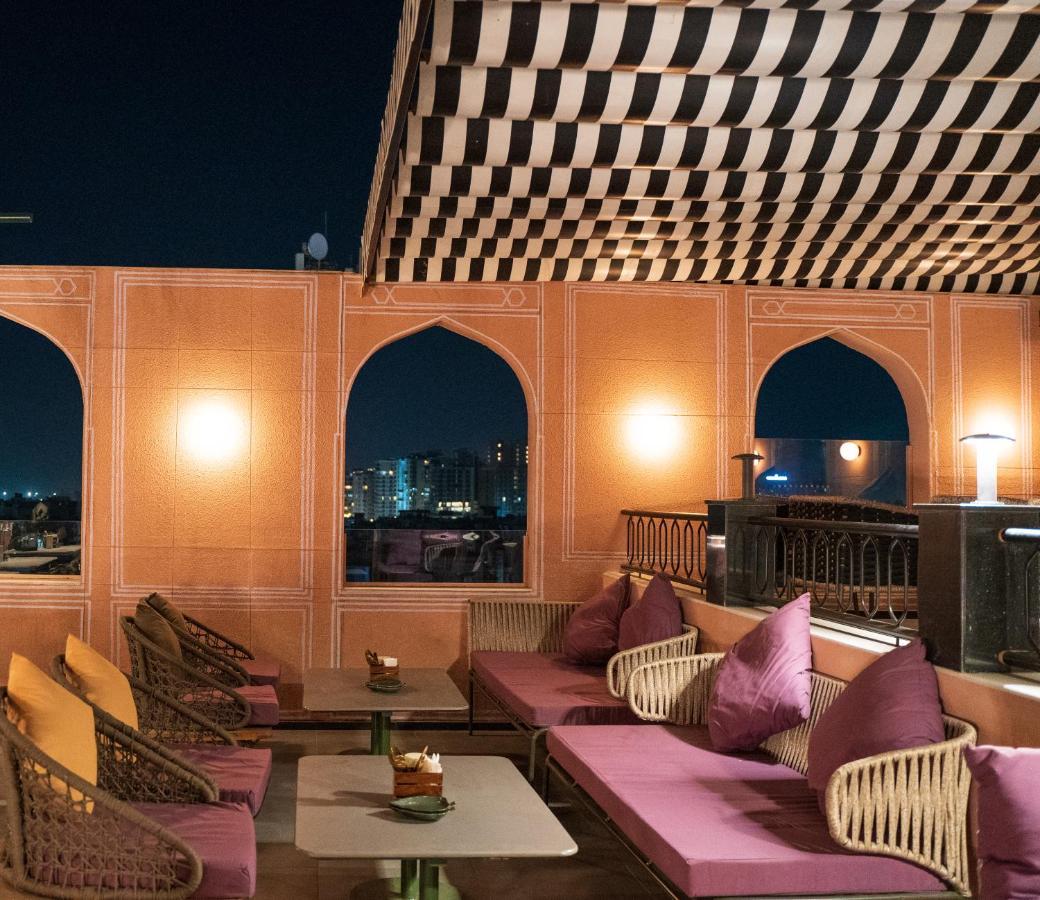 Bur'Dera - A Boutique Luxury Hotel Jaipur Bagian luar foto